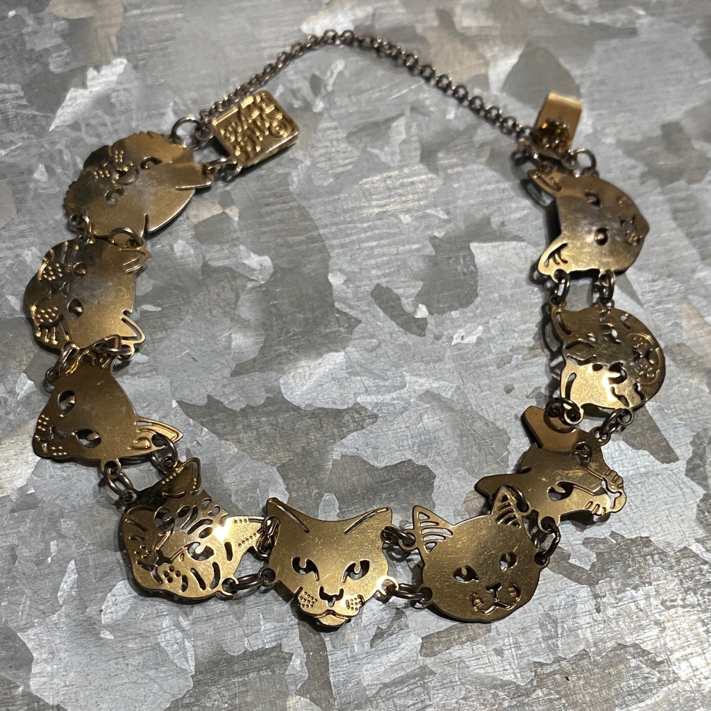 Gold Wild Cat Faces Link Bracelet